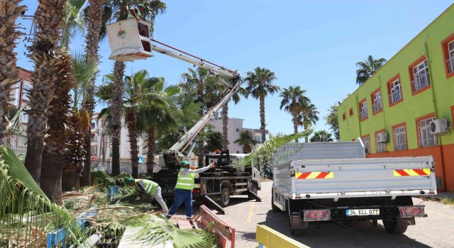 Toroslarda okulların çevre düzenlemesi yapılıyor