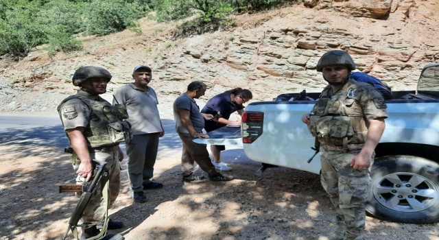 Tuncelide tırıvırı ve serpme ile av yapan 4 kişiye 21 bin lira para cezası