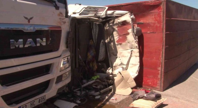 Tuzlada devrilen kamyon tıra çarptı: 1 yaralı