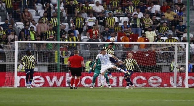 UEFA Şampiyonlar Ligi: Dinamo Kiev: 0 - Fenerbahçe: 0 (Maç sonucu)