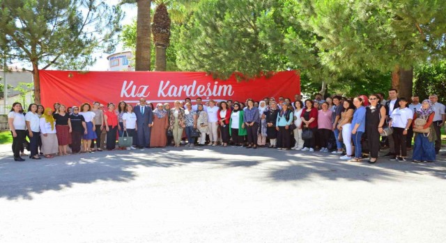Ülke genelinde Denizli ile birlikte 9 ilde yürütülen ‘Kız Kardeşim projesinde eğitimler başladı