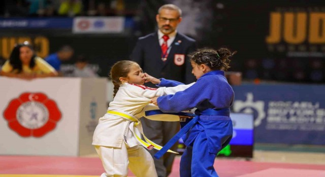 Uluslararası Judo Turnuvasında 15 ülkeden bin 162 sporcu ter döküyor