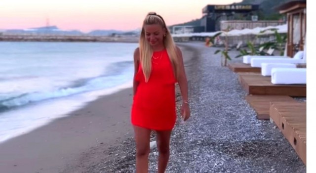 Ünlü Kuaför Kısmet Coiffeurin tatil için Antalyayı seçti