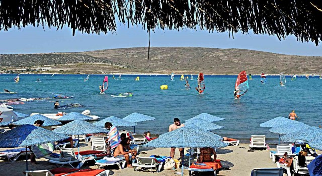 Ünlü tatil merkezi Çeşmede oteller yüzde 70-75 oranında doldu