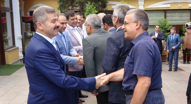 Uşak protokolü bayramlaştı