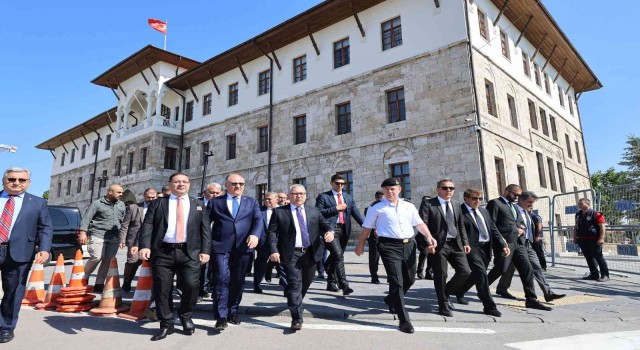 Vali Şimşek: “Sevgi, barış ve hoşgörü tohumları yeniden yeşertilecek”