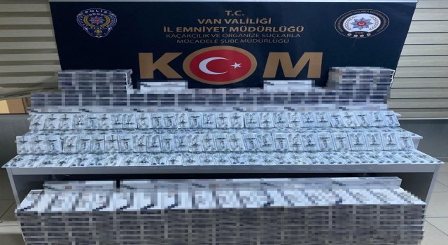 Vanda 2 milyon 500 bin liralık kaçak botoks ilacı, sigara ve makaron ele geçirildi