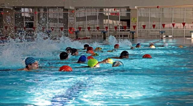 Vanda bölgenin ilk sutopu takımı kuruldu