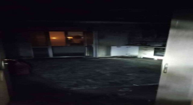 Vanda ev yangını