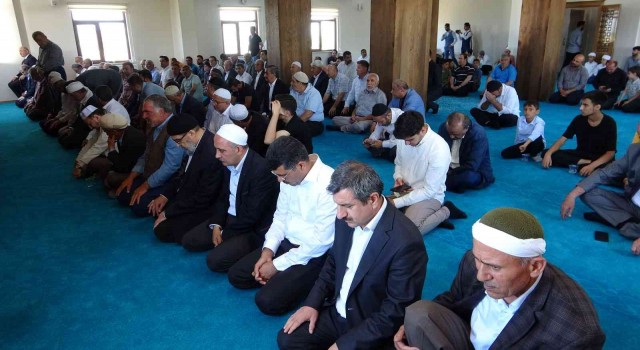 Vanda İkra İlim ve İrfan Kuran Kursu açıldı