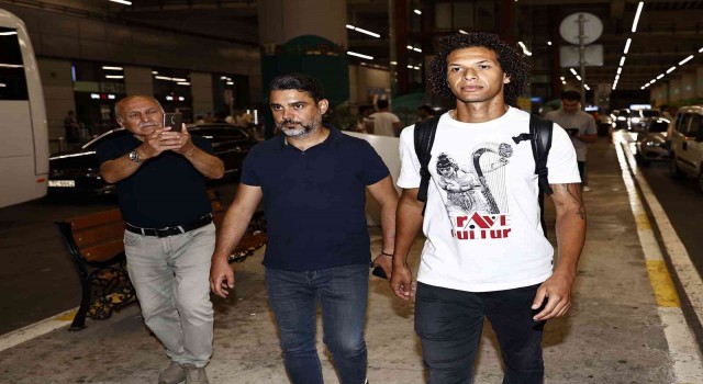 Willian Arao Fenerbahçe için İstanbulda