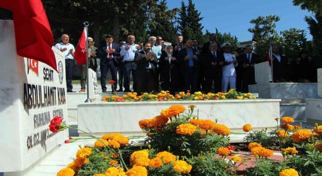 Yalovada şehitliklerde 15 Temmuz töreni