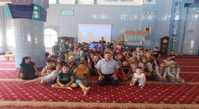 Yaz Kuran Kursu öğrencileri teknoloji ve tütün bağımlılığına karşı uyarıldı