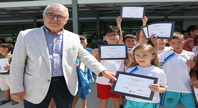 Yaz Spor Okullarında ilk dönem sona erdi