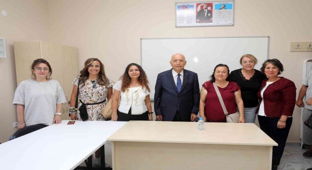 Yenimahallenin 20nci YENİMEK Kurs Merkezi açıldı