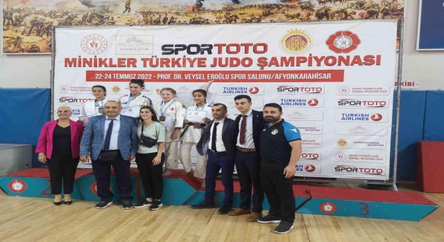 Yunusemreli İkra Türkiye Şampiyonu