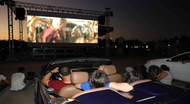 Yüreğirde Arabada Sinema Günleri başladı