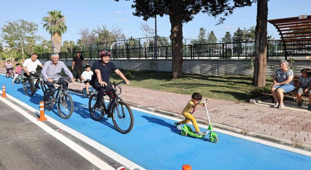 Yüreğirin ilk bisiklet yolu açıldı