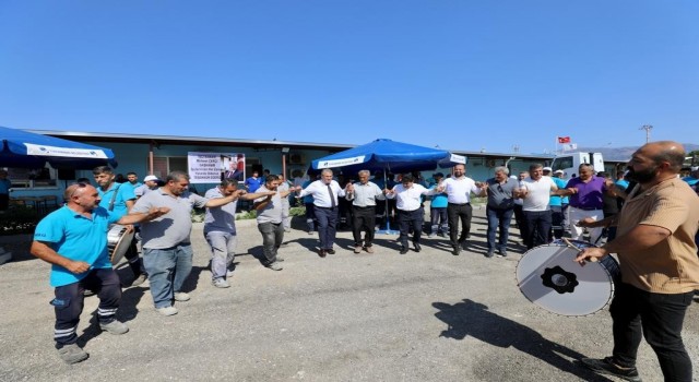 Yüzde 78 zam aldılar, başkanı davul zurnayla karşıladılar