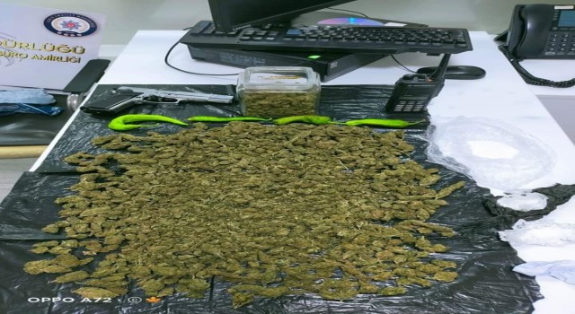 Zehir taciri polisten kaçamadı