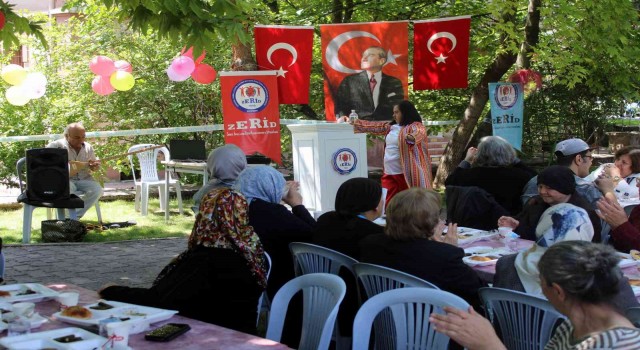 Zihinsel engelli vatandaşlar geleneksel bahar şenliklerinde bir araya geldi