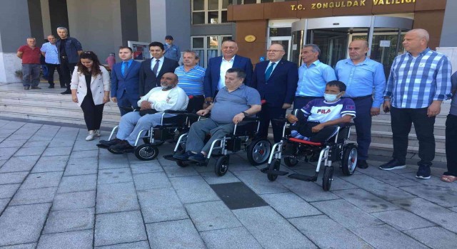 Zonguldak Kömürspor Başkanından engelli vatandaşlara destek