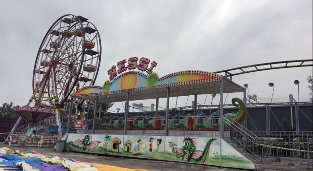 1 Polisin öldüğü, 1i polis 3 kişinin de yaralandığı lunaparkın faaliyetleri durduruldu