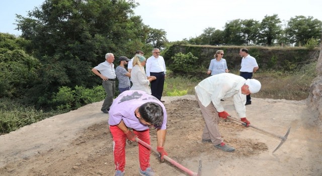 11 bin eser çıkarılan İkiztepe Höyüğünde kazılar devam ediyor