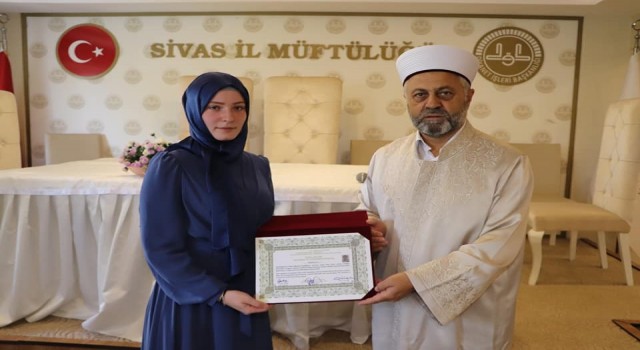19 yaşındaki Fransız Sivasta Müslüman oldu