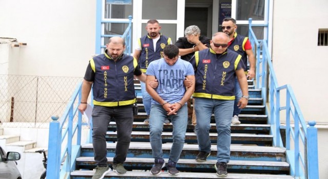3 ilde kapı kilitlerini patlatan sabıkalı hırsız Denizlide yakalandı