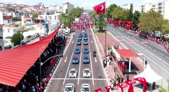 30 Ağustos Zafer Bayramı coşkusu Vatan Caddesinde yaşandı