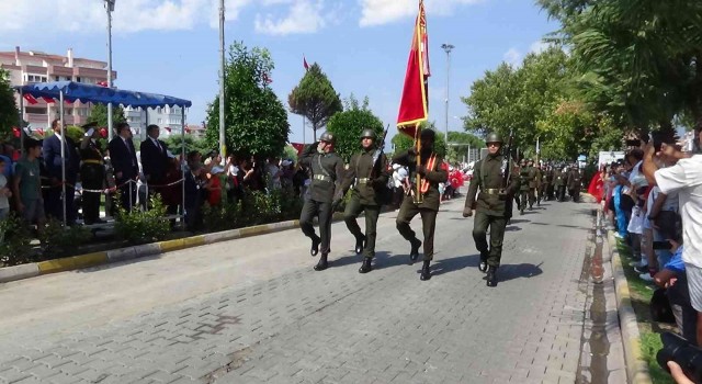 30 Ağustos Zafer Bayramı Edremitte törenler ile kutlandı