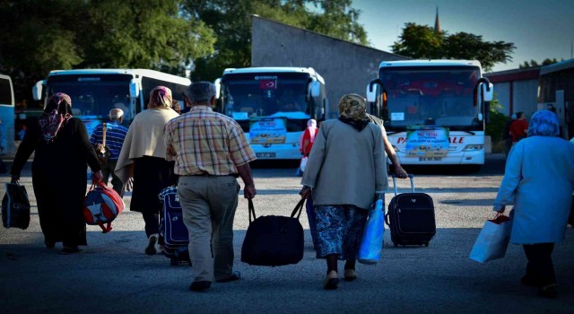 ABBden yaşlı, engelli ve sosyal yardım alan vatandaşlara tatil