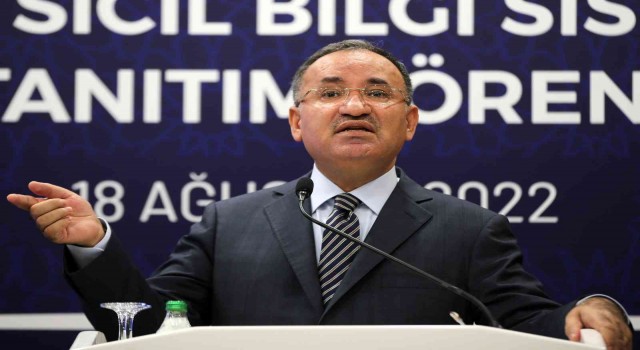 Adalet Bakanı Bozdağ: “Sicil kayıtlarını sildirmek için artık Ankaraya gelme dönemi kapandı“
