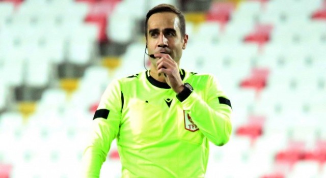 Adana Demirspor-Sivasspor maçının VARı Serkan Tokat