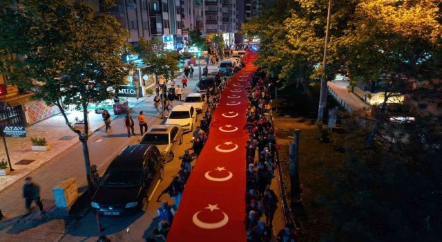 Afyonkarahisarda gençler bayrak için yürüyecek
