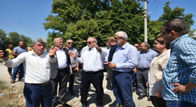 AK Parti heyeti köyleri gezerek sorunları yerinde görüyor