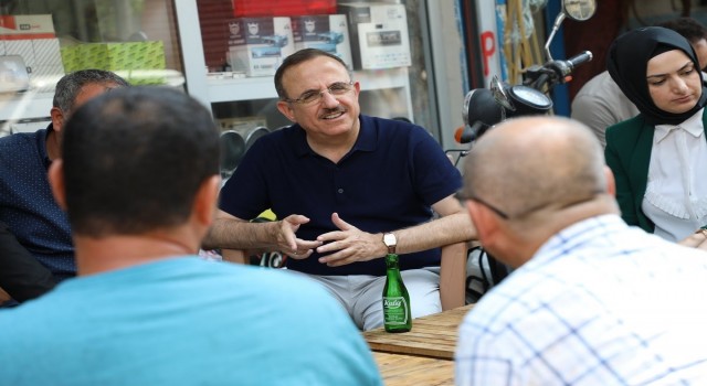 AK Parti İzmirden 40 derece sıcakta Tire turu