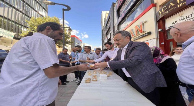 AK Parti Karabük teşkilatı, aşure geleneğini sürdürdü