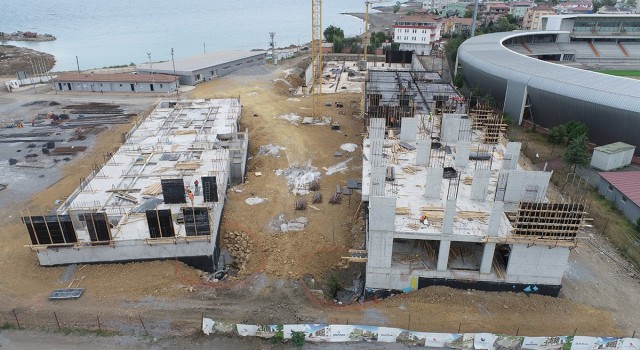 Akçaabatta Spor Lisesi inşaatı hızla yükseliyor