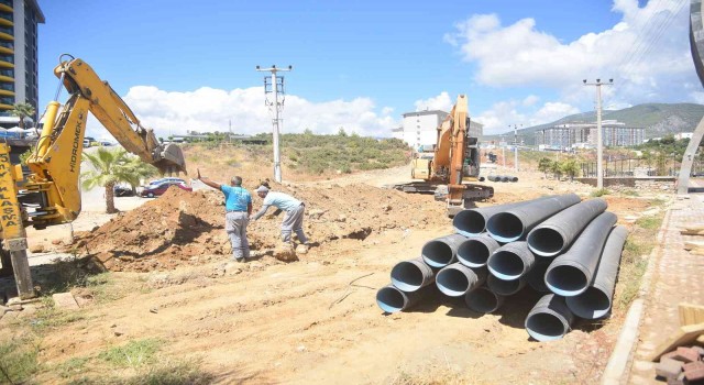 Alanyada yol ve alt yapı çalışmaları devam ediyor
