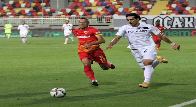 Altay, Mohammad Naderiyi yeniden kadrosuna kattı