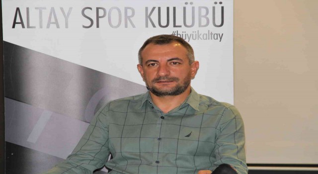 Altayda yeni yönetim, taraftarın takdirini topladı