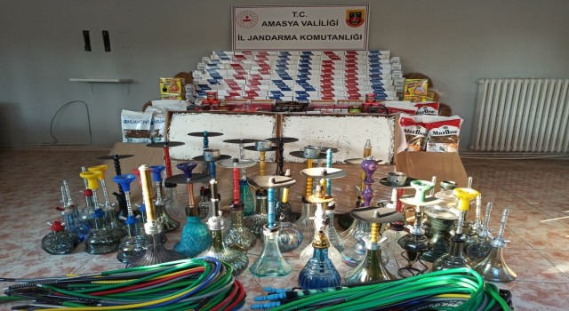 Amasyada jandarmadan operasyon, 141 bin makaron ve 73 kilogram tütün ele geçirildi