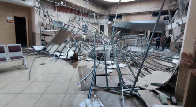Anadolu Adliyesinde asma tavan çöktü
