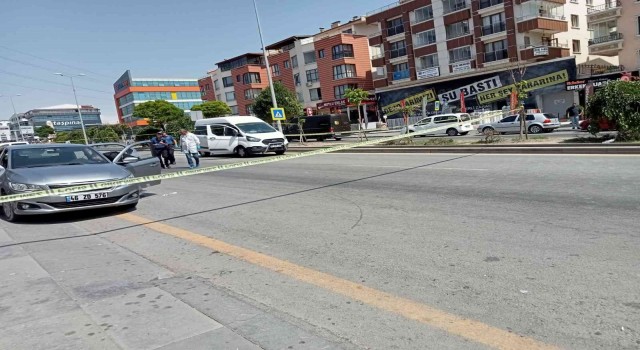 Ankarada araçta kendini vuran kadın hastaneye kaldırıldı