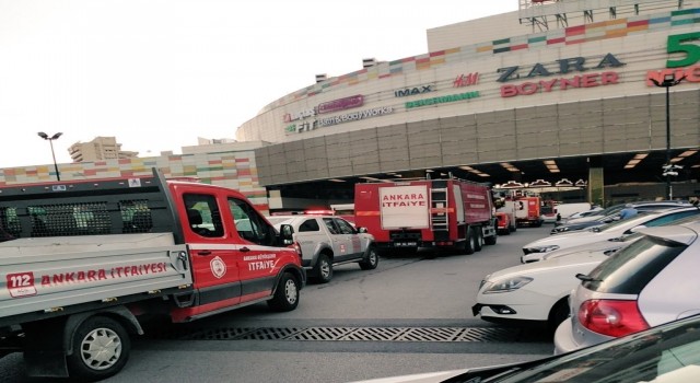 Ankarada bir AVMde kola tankının patlaması paniğe neden oldu