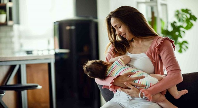 Anne sütü bebeklerde hastalık riskini azaltıyor