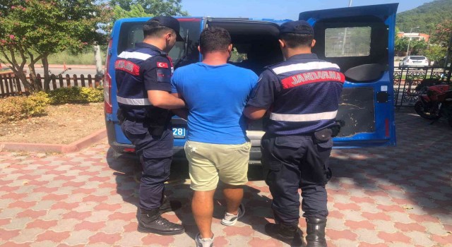 Antalyada 8 farklı suçtan aranan firari yakalandı