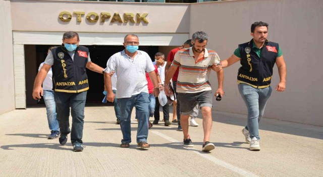Antalyada aranan 63 şüpheli yakalandı